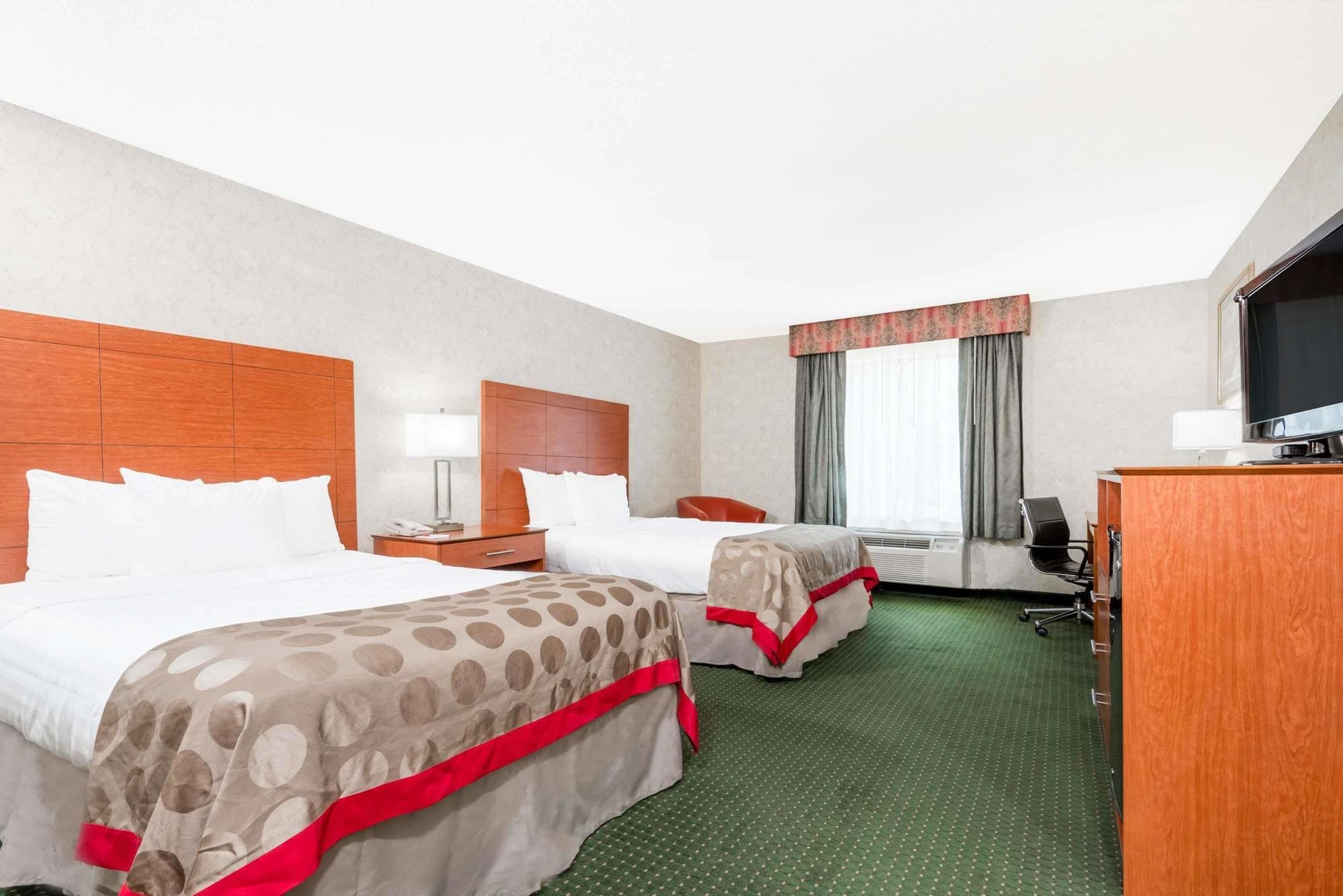 Ramada By Wyndham Lexington North Hotel & Conference Center Exterior foto